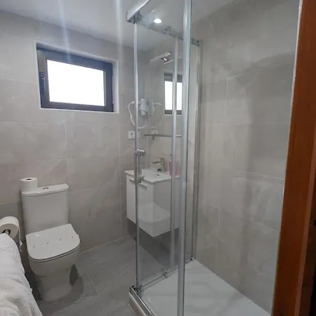 Carmen בית הארחה 2*