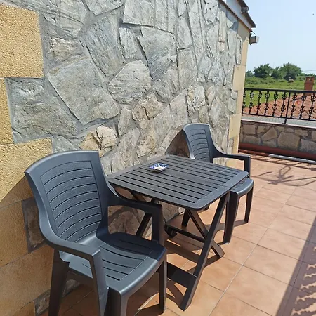 בית הארחה Carmen 2*