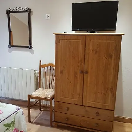 Carmen בית הארחה 2*